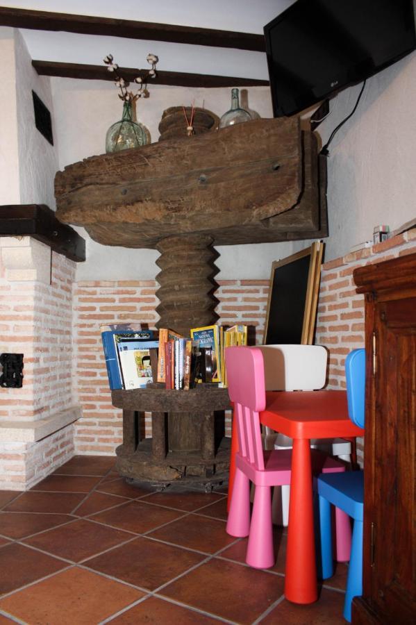 Casa Rural La Bodega, Ofrece Cata De Vino Gratis Horche Kültér fotó