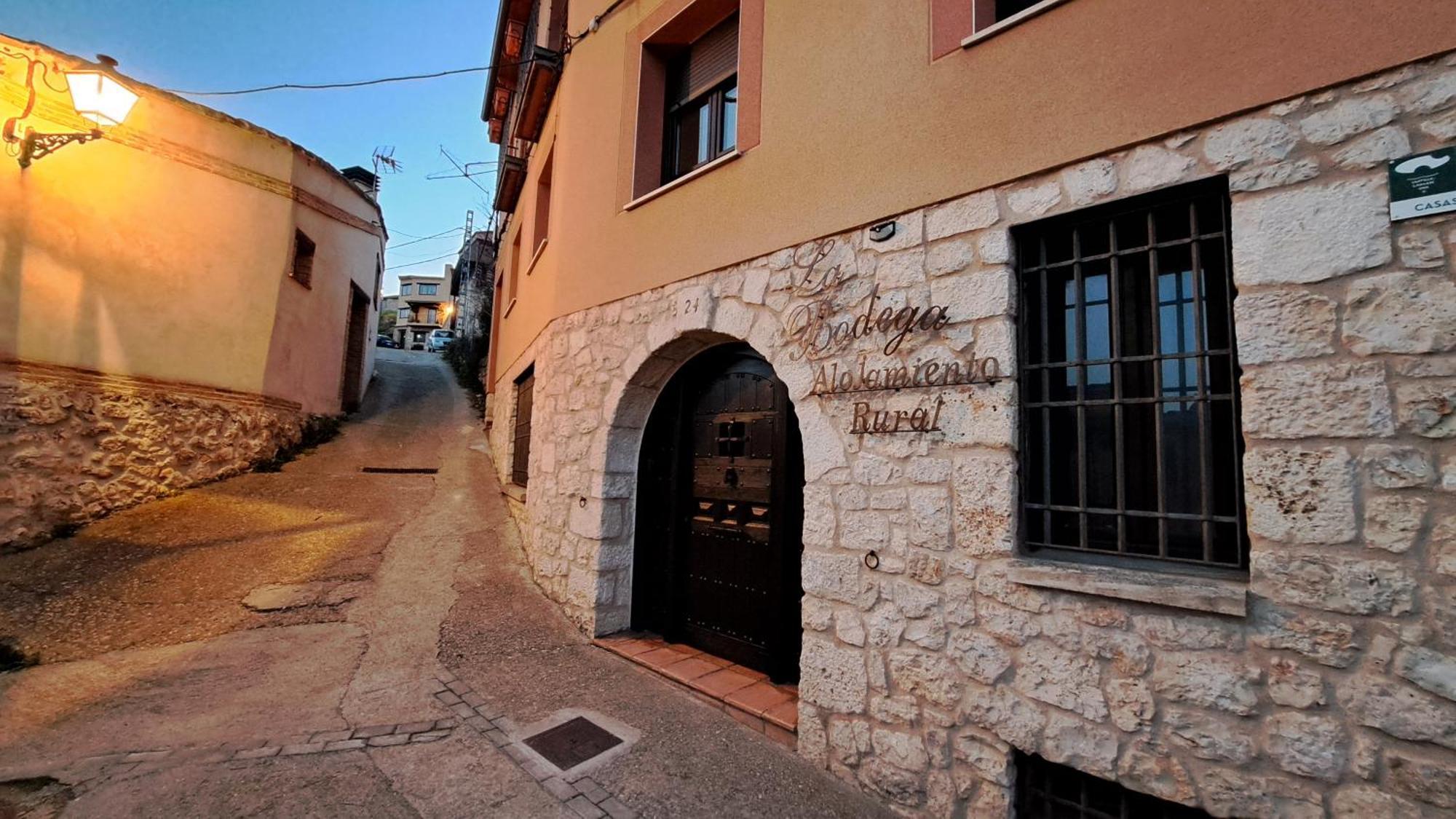 Casa Rural La Bodega, Ofrece Cata De Vino Gratis Horche Kültér fotó